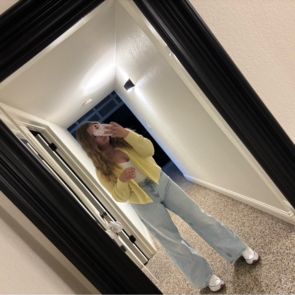 Meet your Posher, Ellie